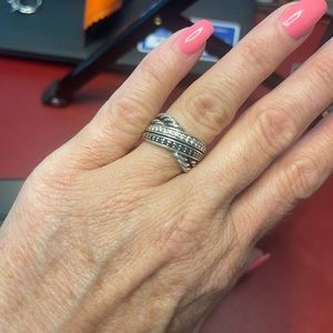 David Yurman SS, diamond and black diamond ring. Size 6.